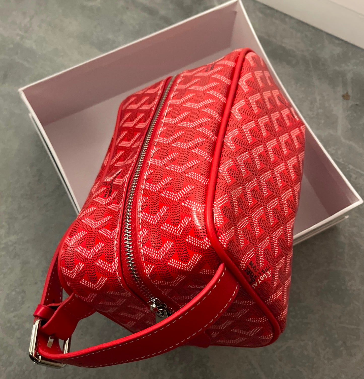 Men’s Red Goyard Hygiene Bag