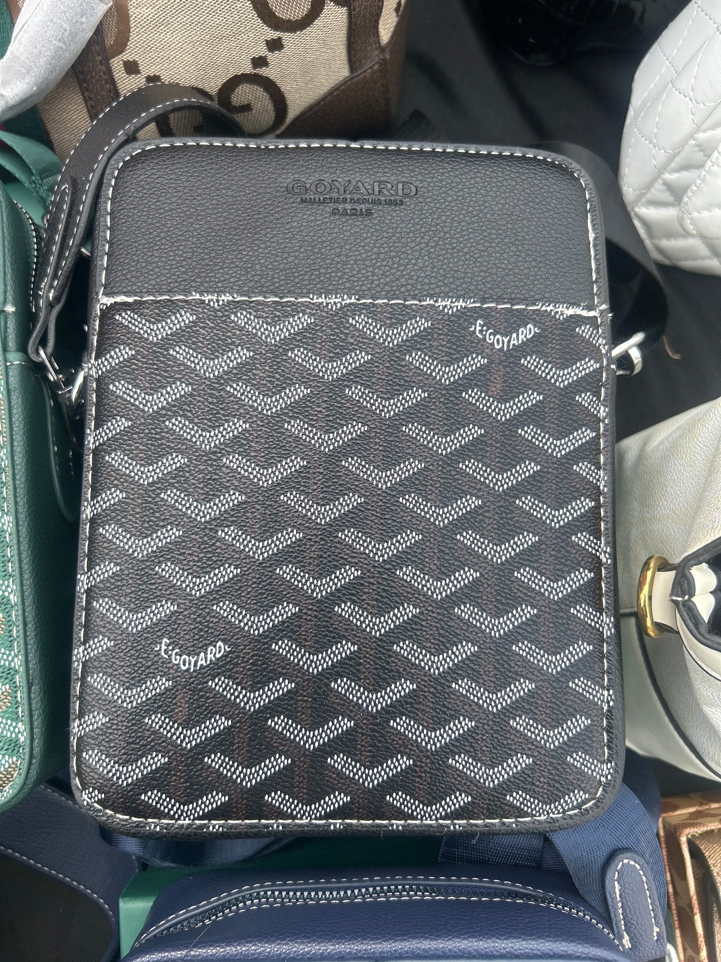 Goyard Crossbody bag in Structure  Black