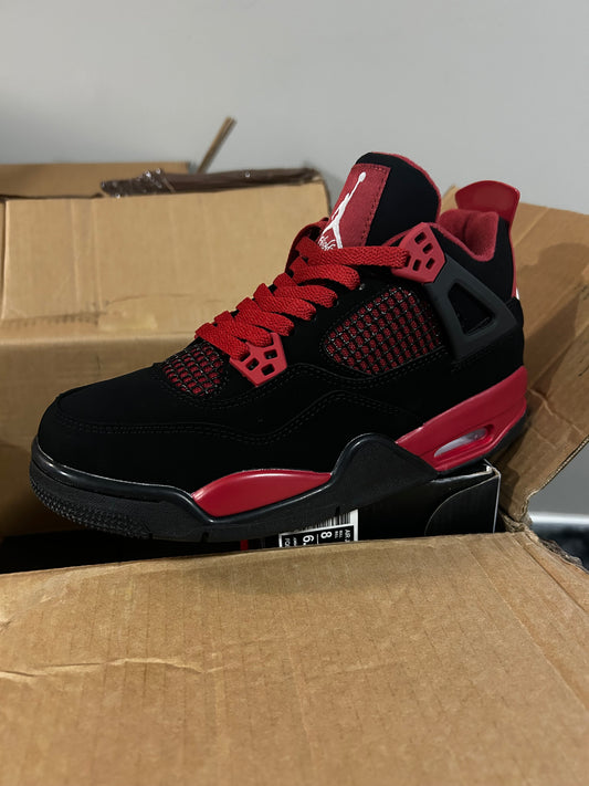 Jordan Retro 4 ‘Maroon Thunder’
