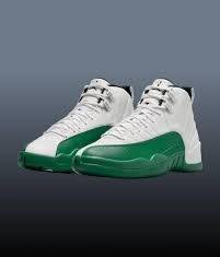 AIR JORDAN 12 “BUCKS”