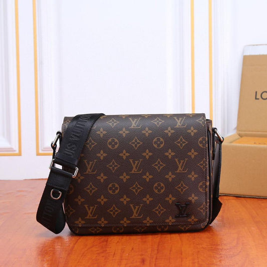 Louis Vuitton District PM Messenger bag in Monogram Eclipse canvas